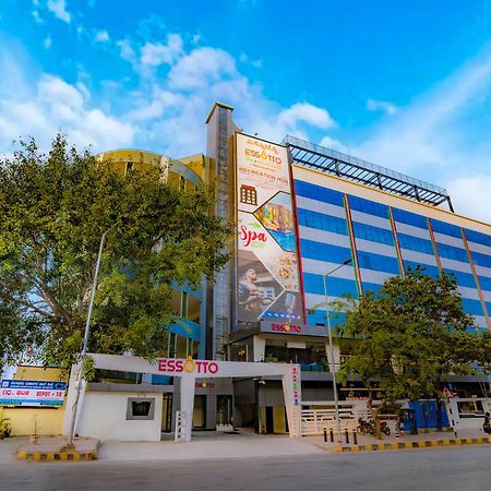Essotto Recreation Hub Hotel บังกาลอร์ ภายนอก รูปภาพ