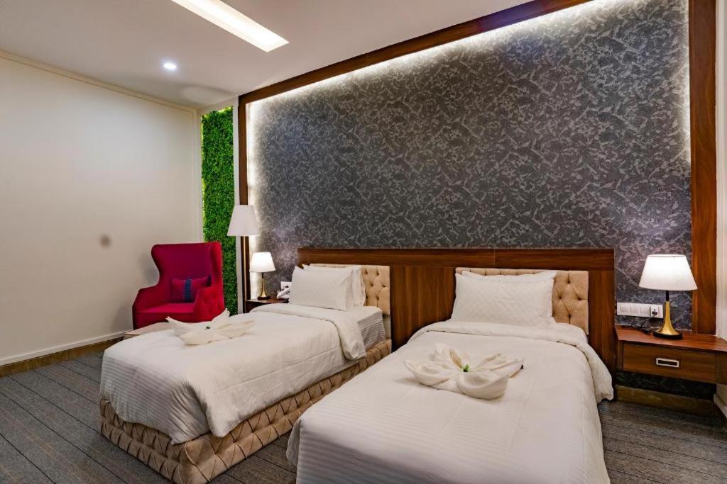 Essotto Recreation Hub Hotel บังกาลอร์ ภายนอก รูปภาพ