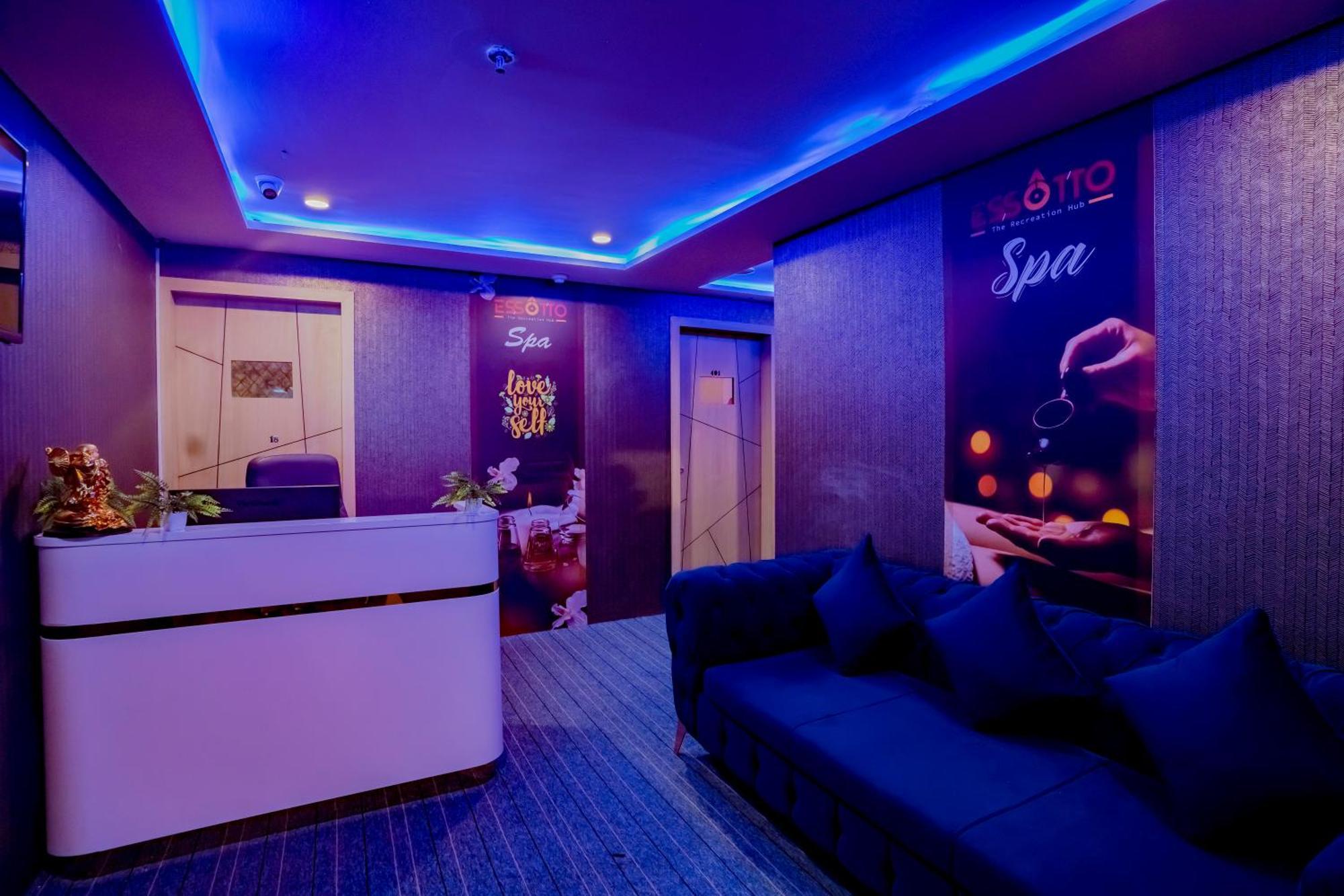 Essotto Recreation Hub Hotel บังกาลอร์ ภายนอก รูปภาพ
