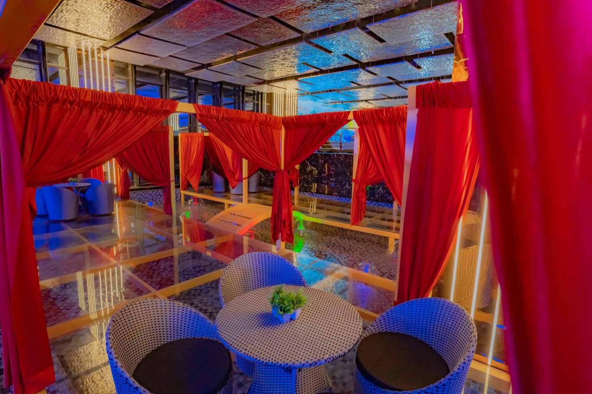 Essotto Recreation Hub Hotel บังกาลอร์ ภายนอก รูปภาพ