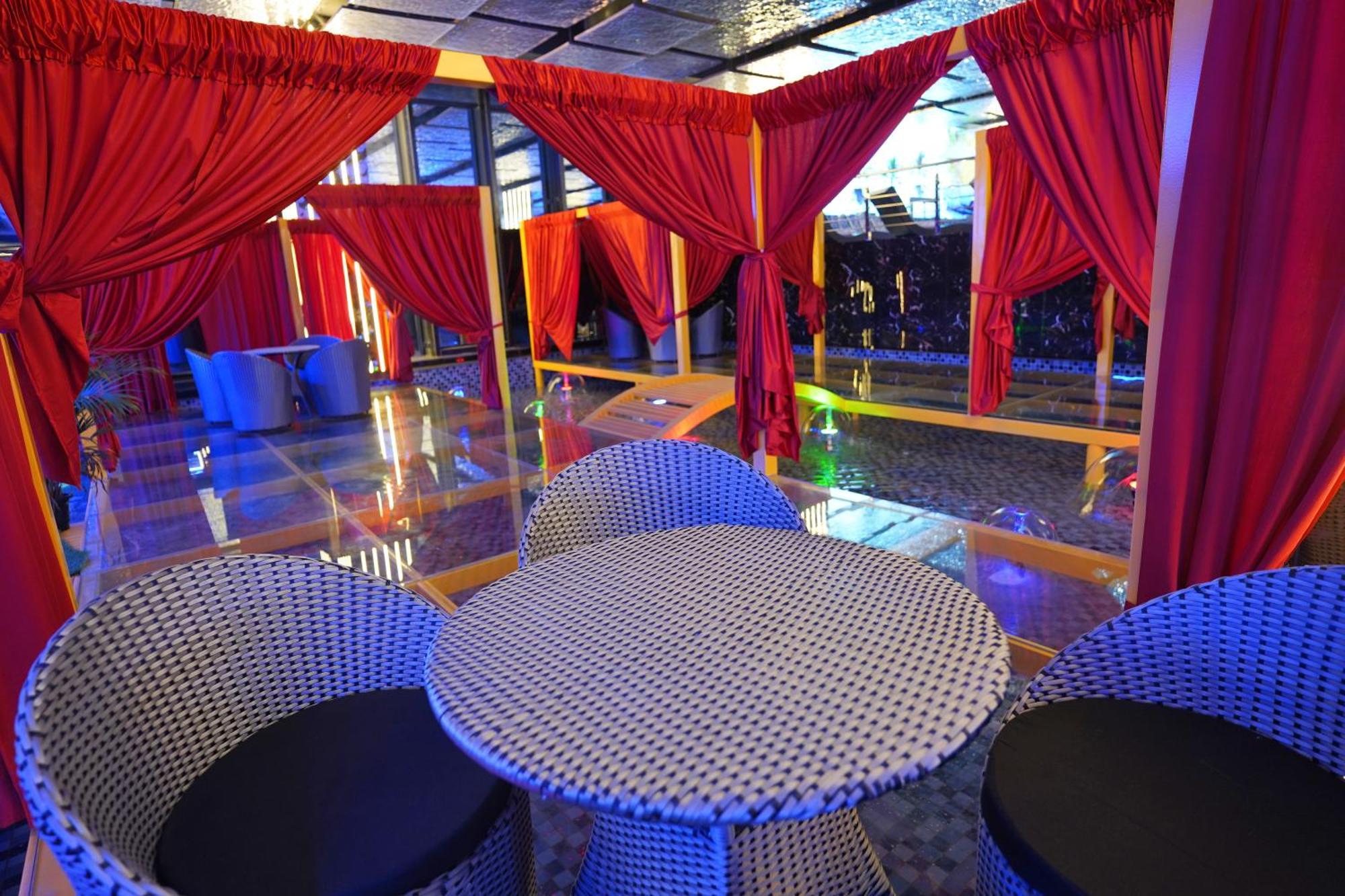 Essotto Recreation Hub Hotel บังกาลอร์ ภายนอก รูปภาพ